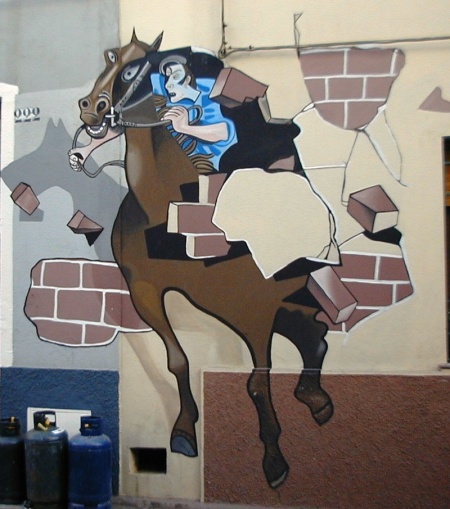 cavallo impazzito murales di orgosolo_0